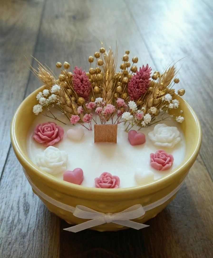 Bougie florale réalisée en atelier