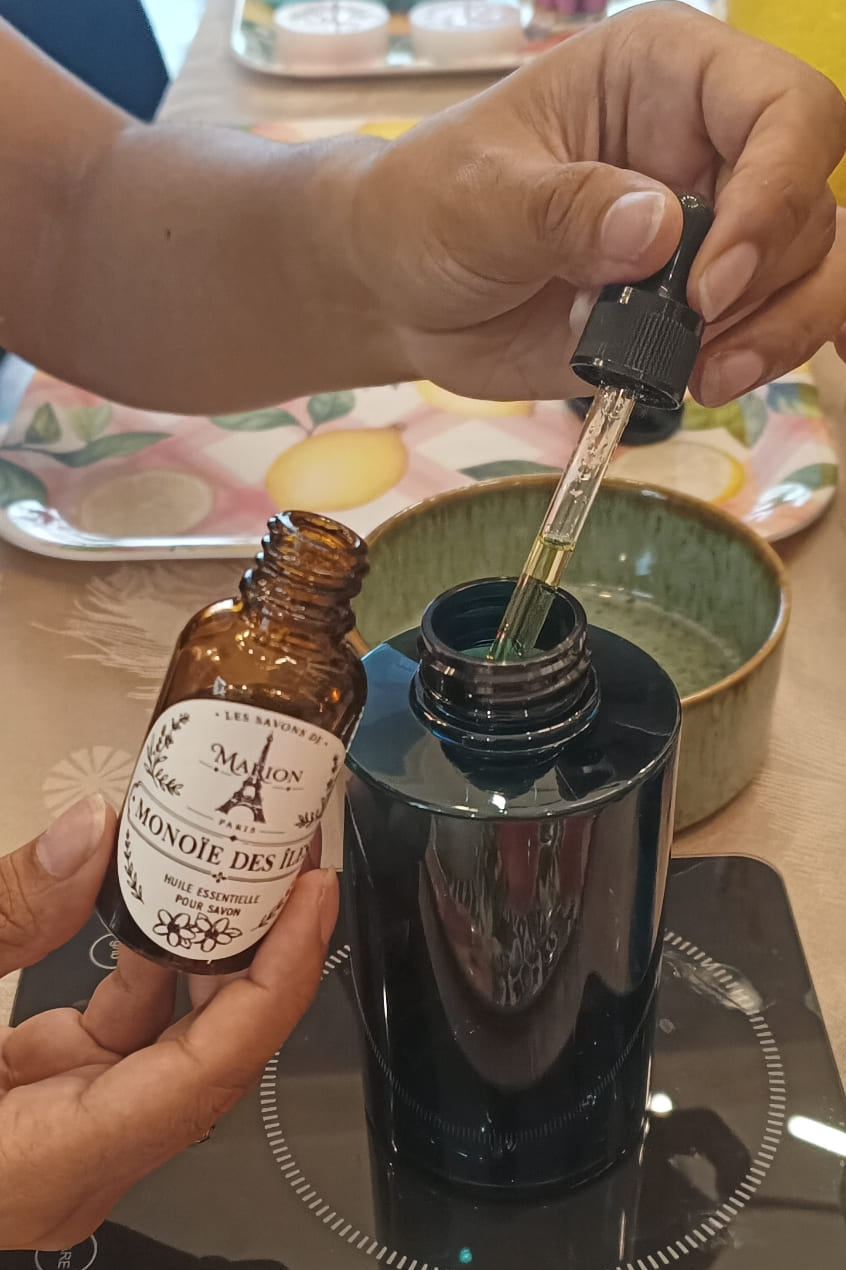 Atelier création gel gouche & shampoing naturels à Paris