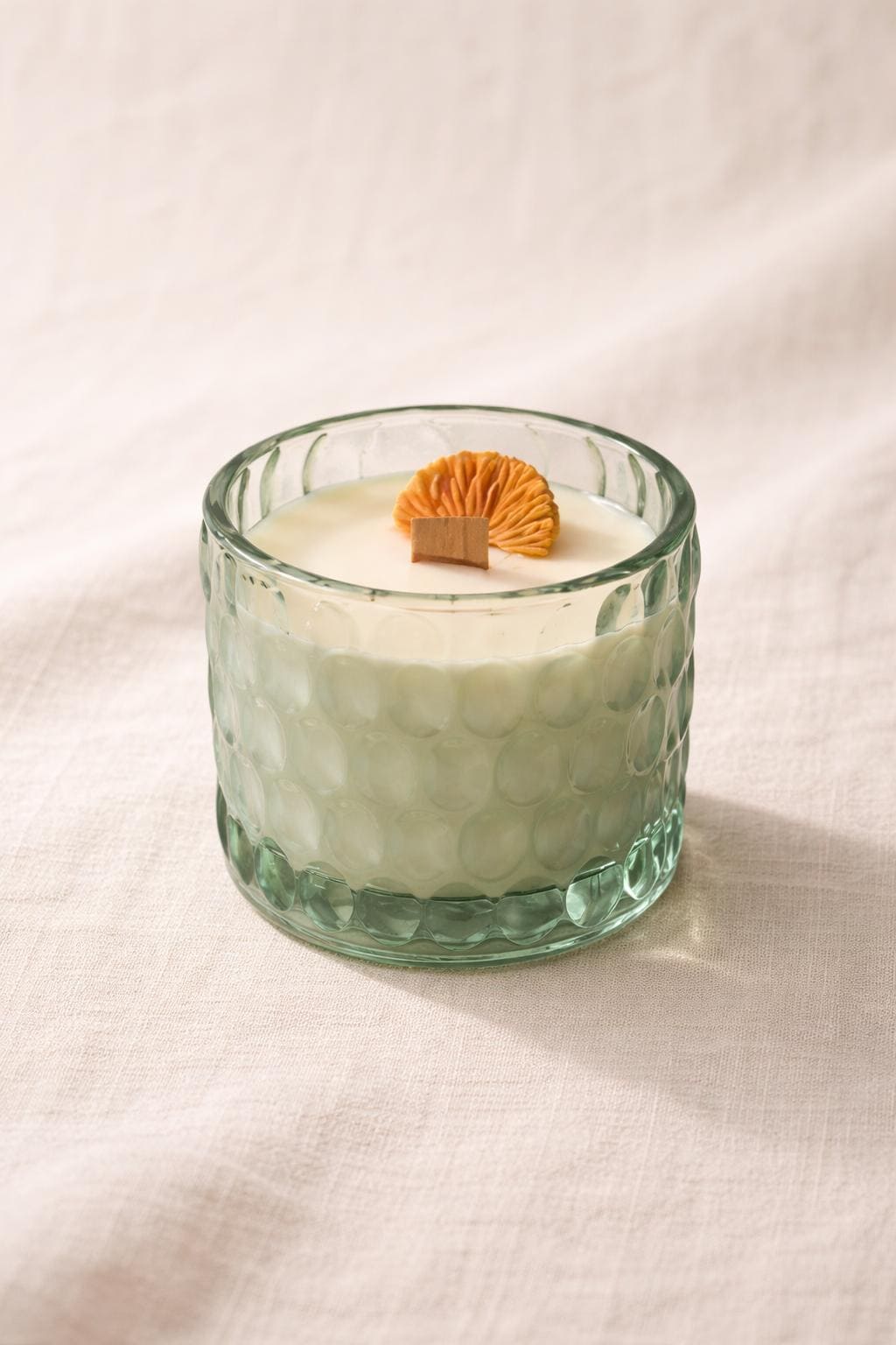 Bougie Zeste de Soleil — Détail artisanal agrume